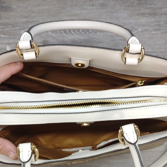 Coach Tan and Cream Satchel - Picture 5 of 14